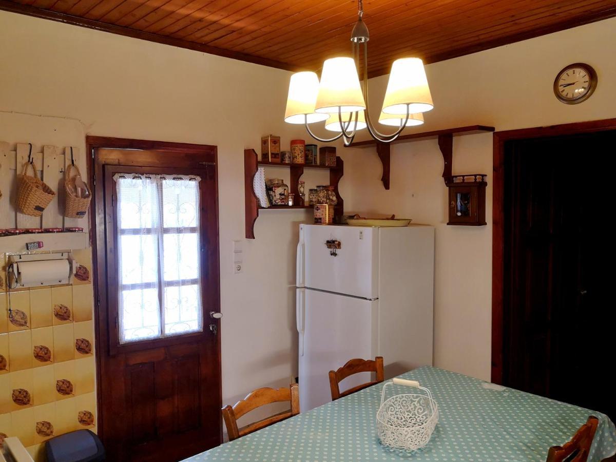 Villa Lena Entire Cottage Kalamaki  Extérieur photo